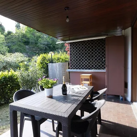 La Selva And Woods * גיפה