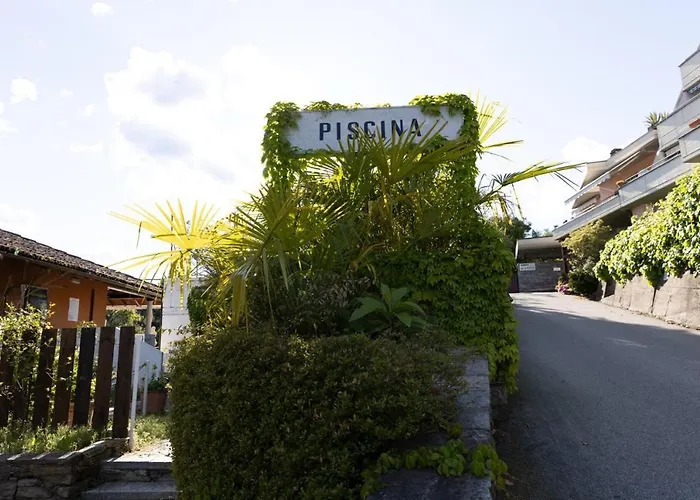 La Selva And Woods 公寓 希法